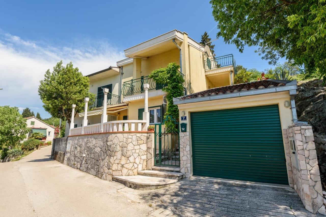 Apartment Jadranka With Sea View In Rogotin Exterior photo